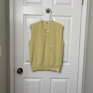 Uniqlo U V Neck Vest Yellow